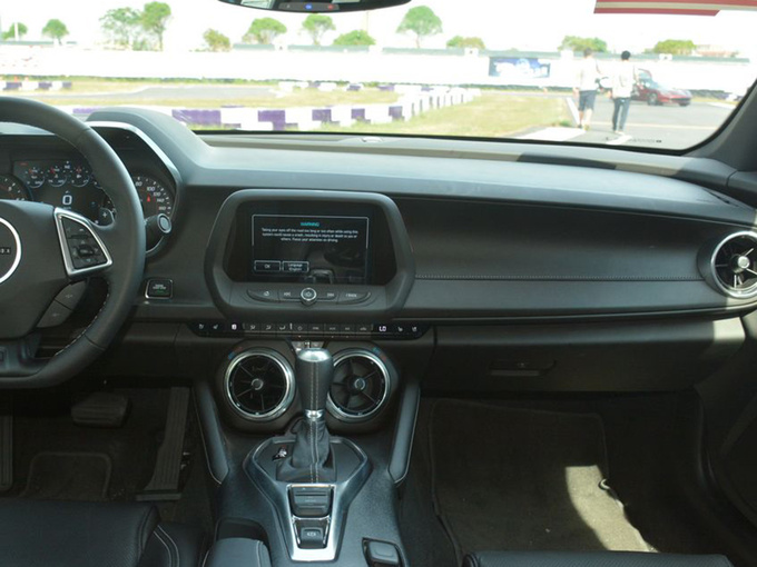 雪佛兰(进口)  雪佛兰科迈罗