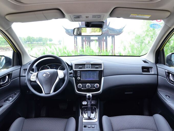 东风日产  1.6L