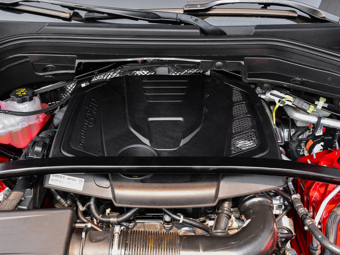 阿尔法.罗密欧 2.0T 280HP 发动机