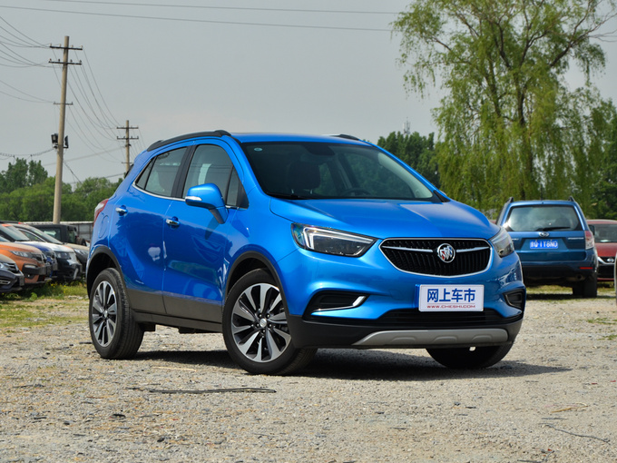 别克  18T 右前正45度