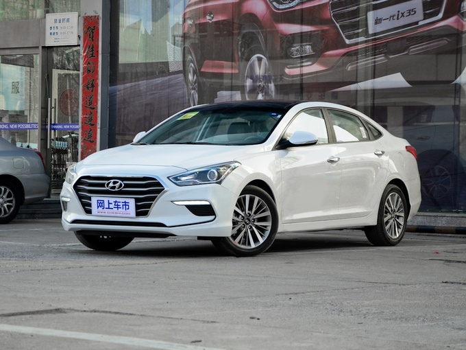 北京现代  1.8L 左前正45度