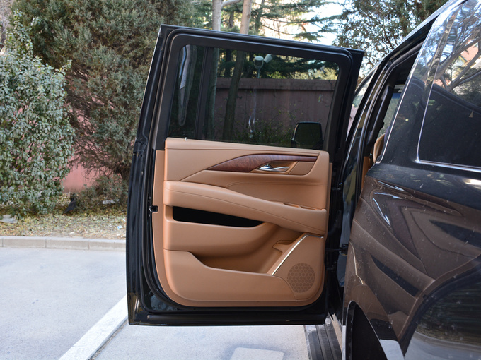 凯迪拉克(进口)  6.2L