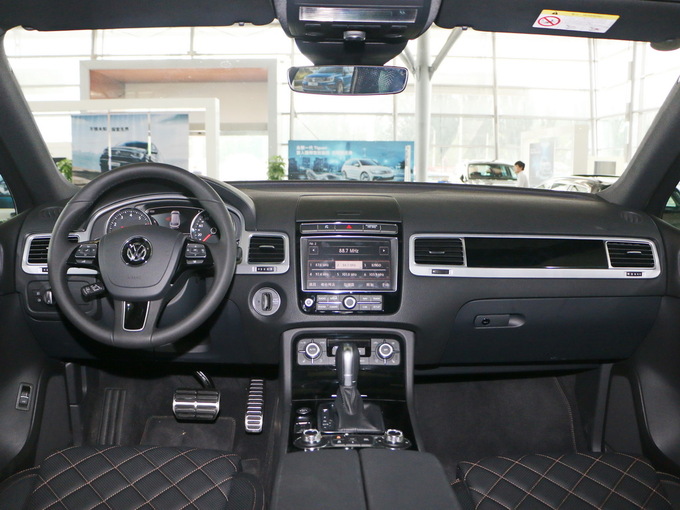 大众(进口)  3.0TSI 大中控全景