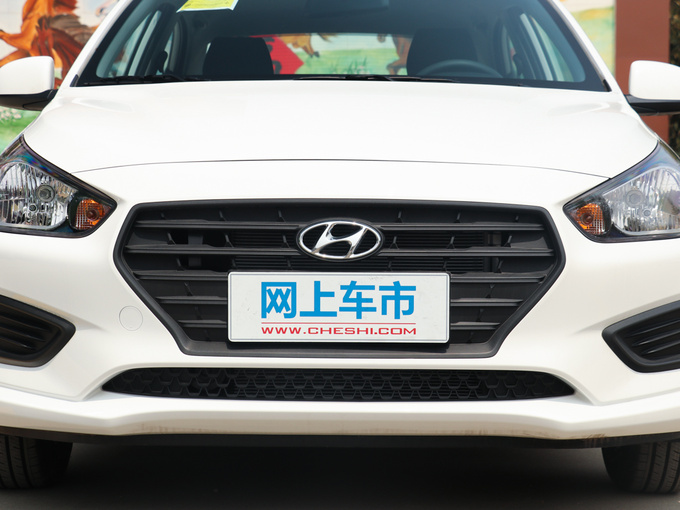 北京现代  1.4L 前脸