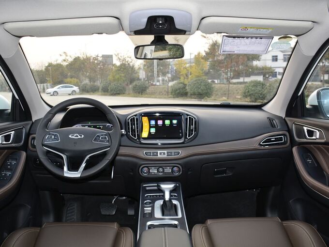 奇瑞汽车  1.5T 大中控全景