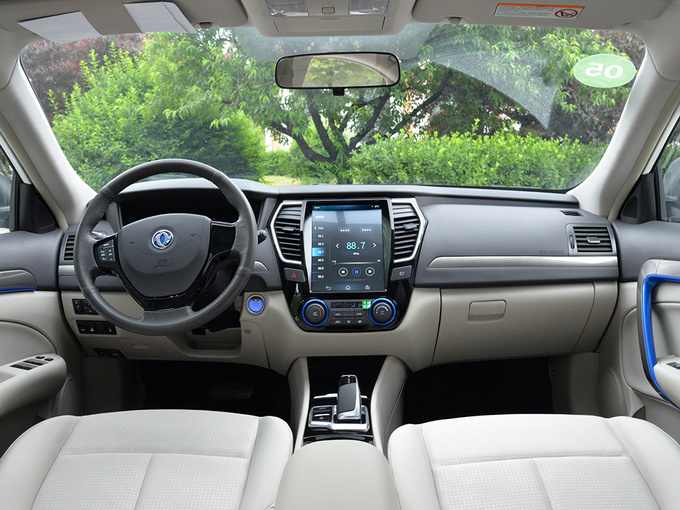 东风风神 大中控全景