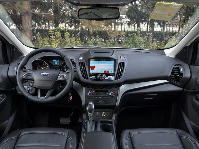 长安福特  EcoBoost 245 大中控全景