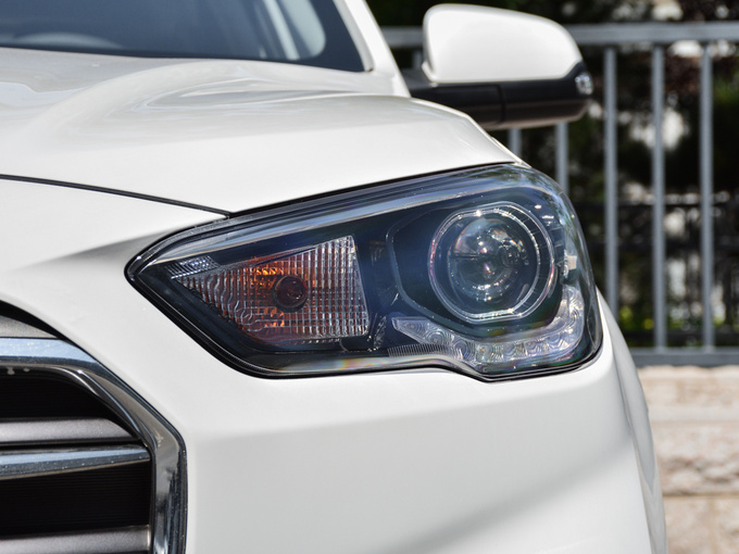 北京现代  2.0L 左前大灯