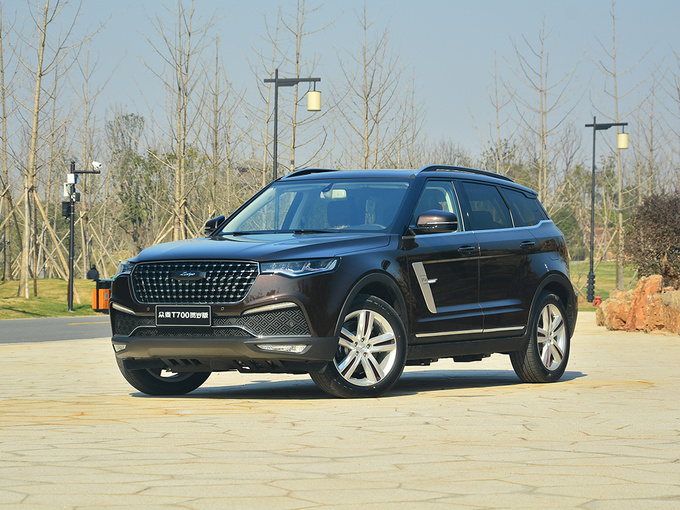 众泰 1.8T 左前正45度