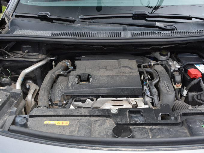 东风标致  380THP 发动机