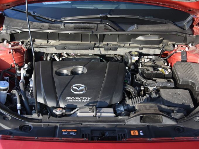 长安马自达 2.5L 发动机舱