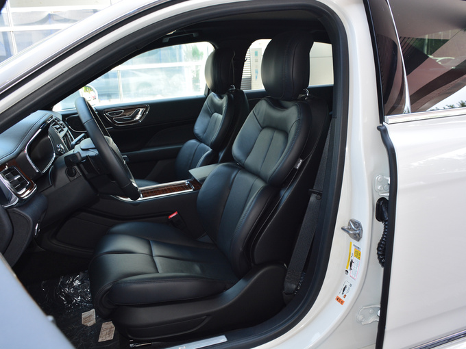 林肯  2.0T 前排座椅