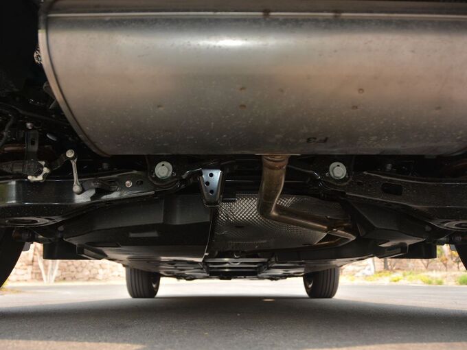 一汽丰田  2.0L 底盘