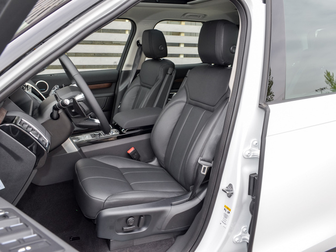 路虎  3.0 V6 前排座椅