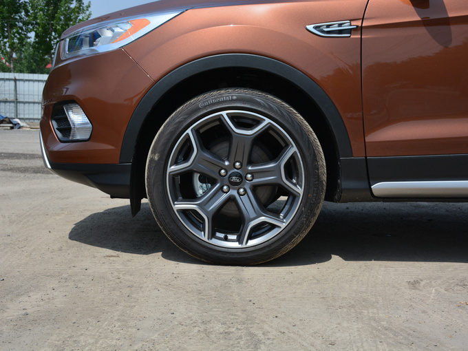 长安福特  EcoBoost 180 左前轮