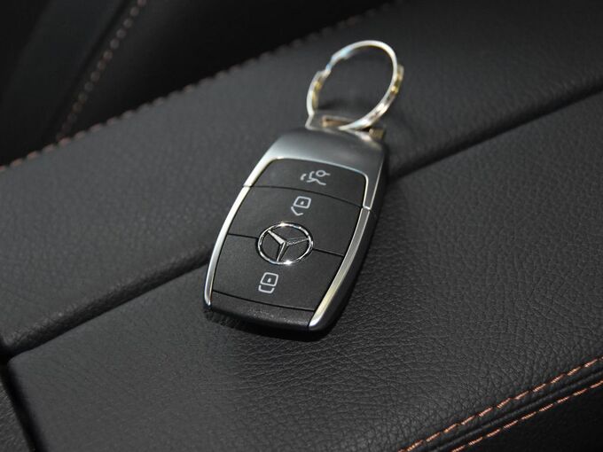 北京奔驰 A 200 L 钥匙特写