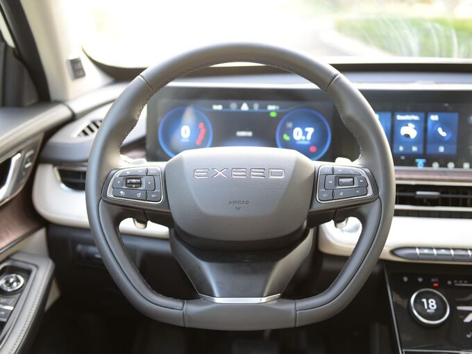 星途  1.6T 方向盘