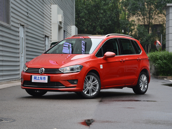 一汽-大众  2周年纪念版 230TSI 左前正45度