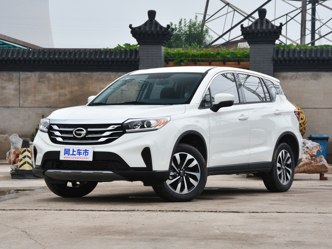 广汽传祺  200T 左前正45度
