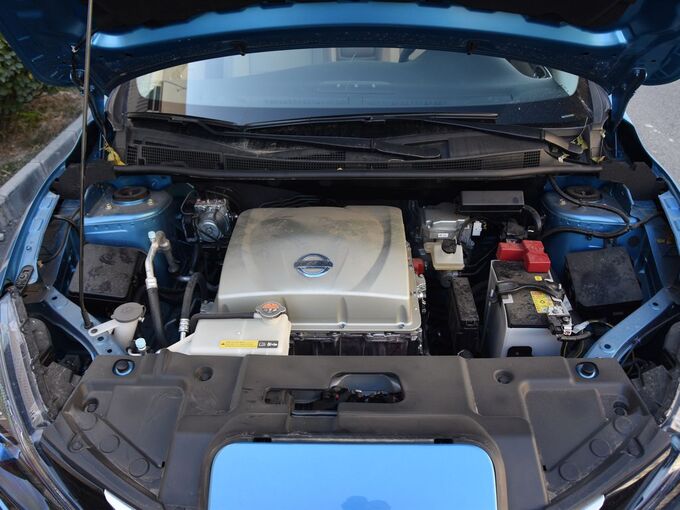 东风日产 发动机舱