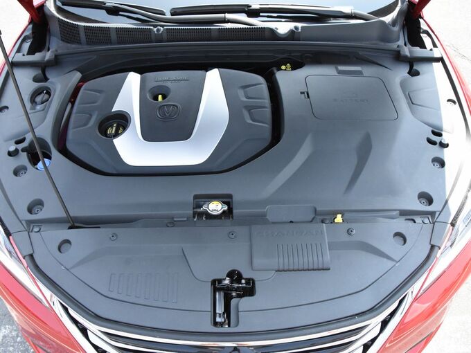 长安乘用车  1.6L GDI 发动机舱
