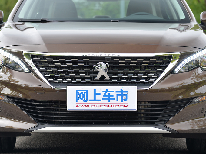 东风标致  350THP 前脸