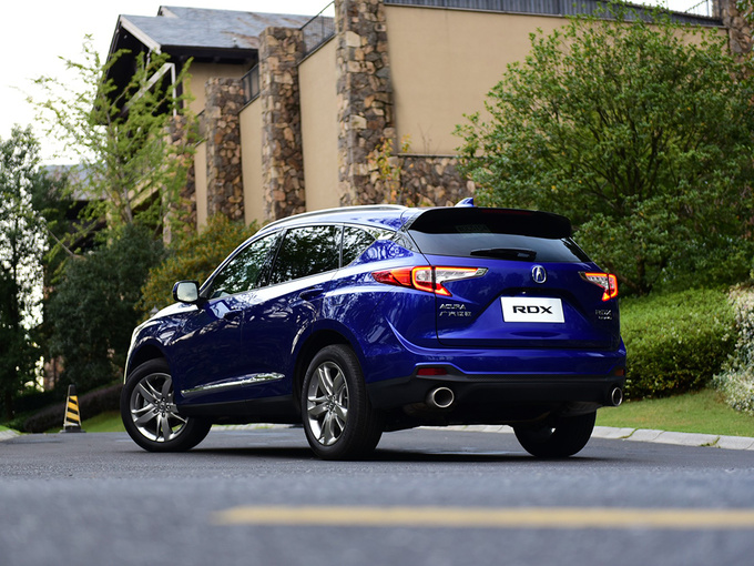 广汽讴歌  2.0T 左后正45度