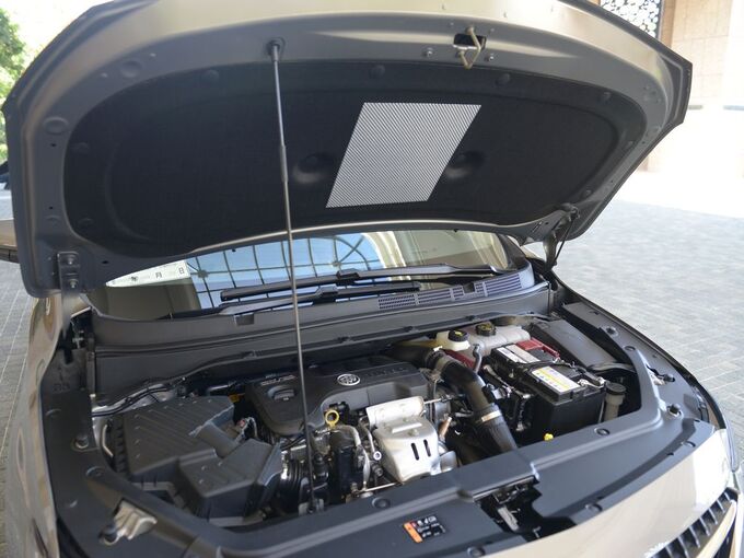 别克 18T 发动机舱