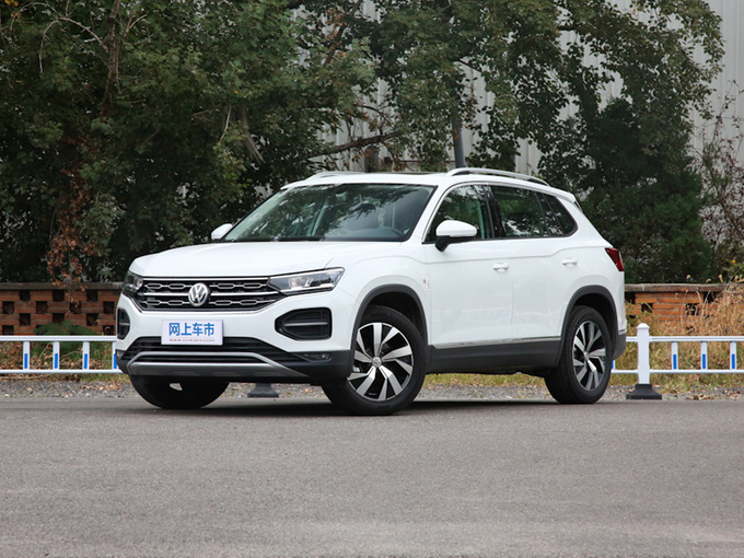 一汽-大众  征途版 280TSI 两驱豪华型 左前正45度