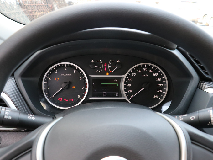 东风日产 1.6L CVT炫酷版 仪表盘