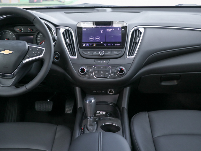 雪佛兰  535T 中控台