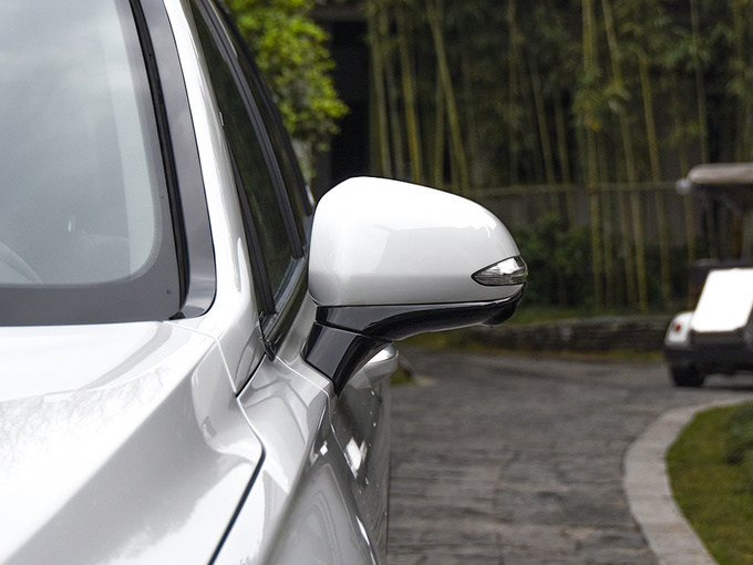 北京现代  380T 四驱基本型 左侧后视镜