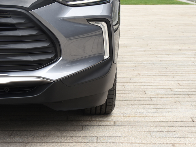 雪佛兰  基本型 左前雾灯