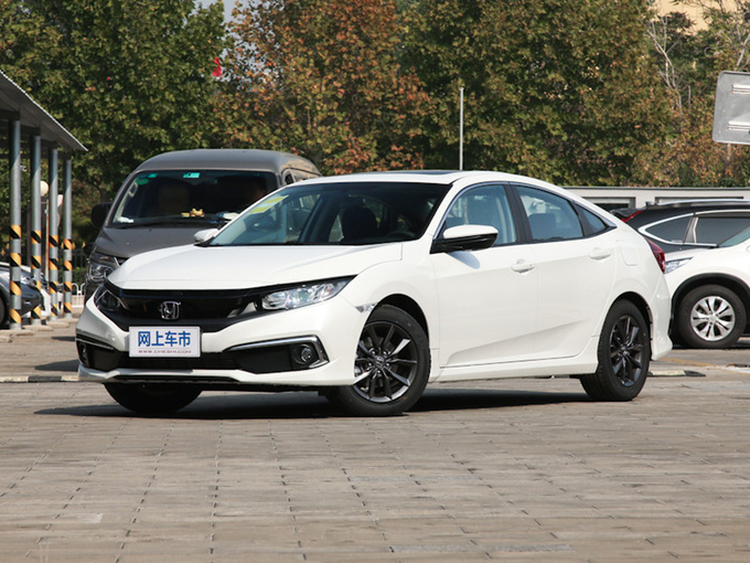 东风本田  220TURBO CVT劲动版 左前正45度