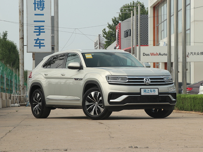 上汽大众  380TSI 右前正45度