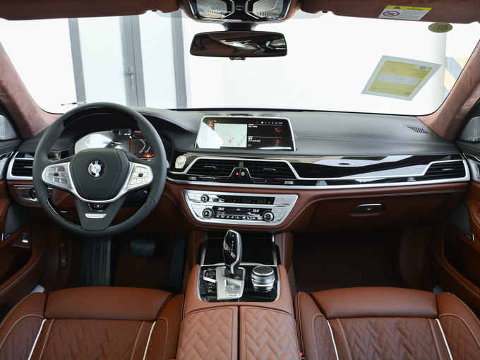 宝马(进口)  740Li xDrive 行政型 大中控全景