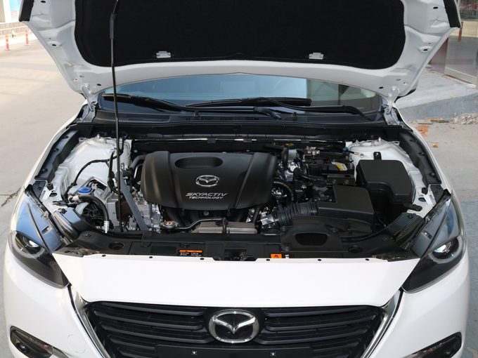 长安马自达  云控版 两厢 1.5L 自动豪华型 发动机舱