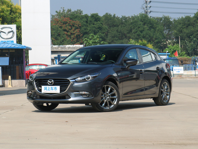 长安马自达 云控版 两厢 2.0L 自动豪华型 左前正45度