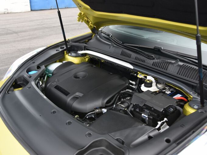 领克 03+ 2.0TD 自动劲Pro版 发动机