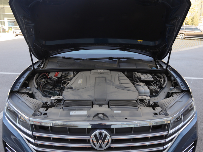 大众(进口)  2.0TSI 锐翼版 发动机舱