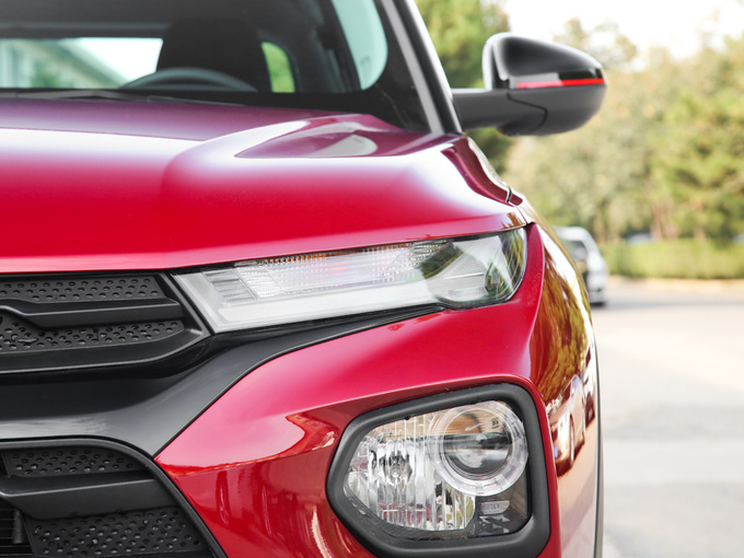 雪佛兰  435T Redline CVT两驱锋锐版 左前大灯