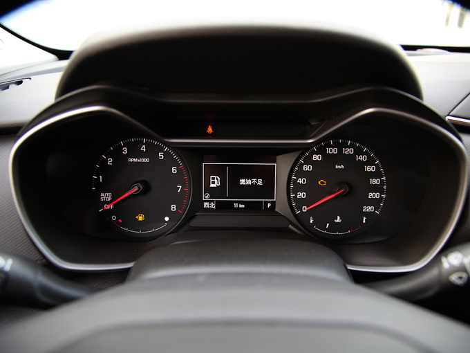 雪佛兰  435T Redline CVT两驱锋锐版 仪表盘