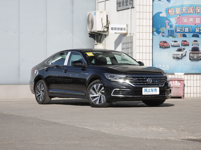 上汽大众  430PHEV 混动豪华版 右前正45度