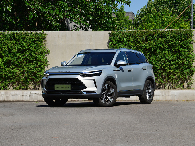 BEIJING汽车  1.5TD DCT致领版 左前正45度