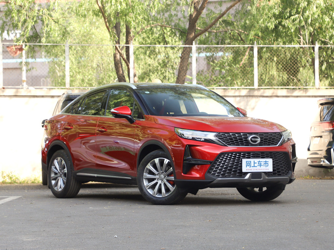 广汽传祺  COUPE 270T 右前正45度