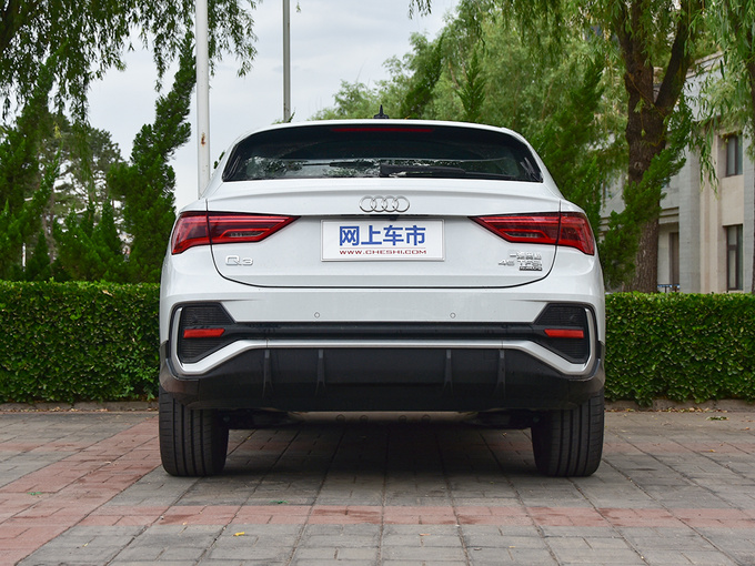 一汽奥迪 Sportback 45 TFSI quattro 正后