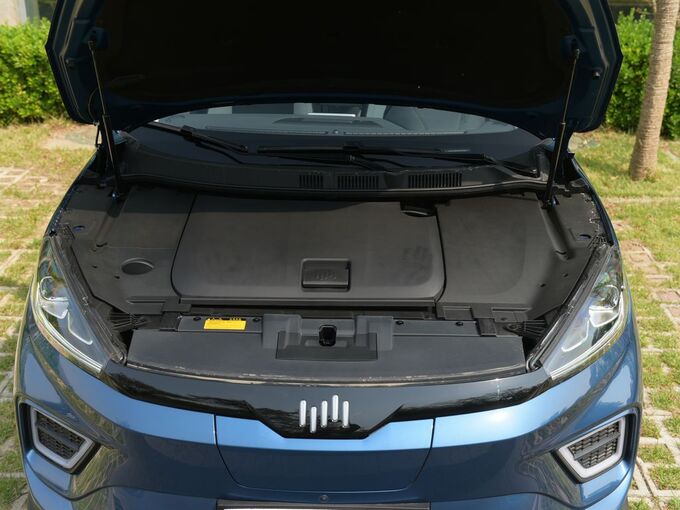 威马汽车  EX5-Z 发动机舱