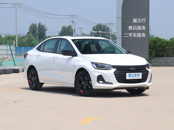 雪佛兰  改款 Redline 325T 右前正45度