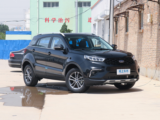江铃福特  领界S EcoBoost 145 右前正45度