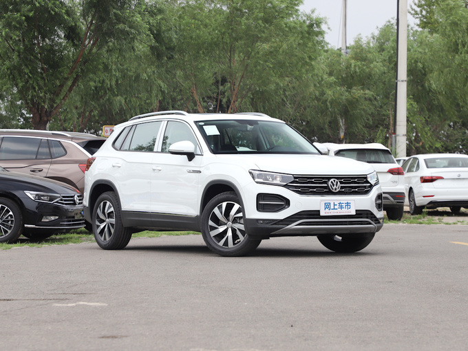 一汽-大众  330TSI 右前正45度